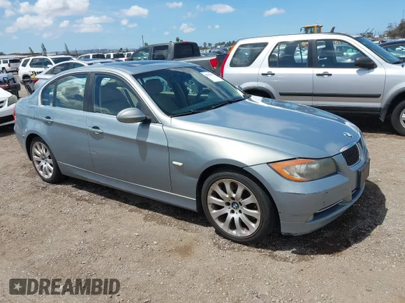 ✅ 2008 BMW 3 Series 335i • VIN: WBAVB73528VH24223 • Lot: 44942937. Wystawiony na IAAI z przebiegiem 152 094 mil. Bezpłatny archiwum sprzedaży aukcyjnych z USA i szczegółowy raport historii pojazdu na DreamBid. Zdjęcie 1.