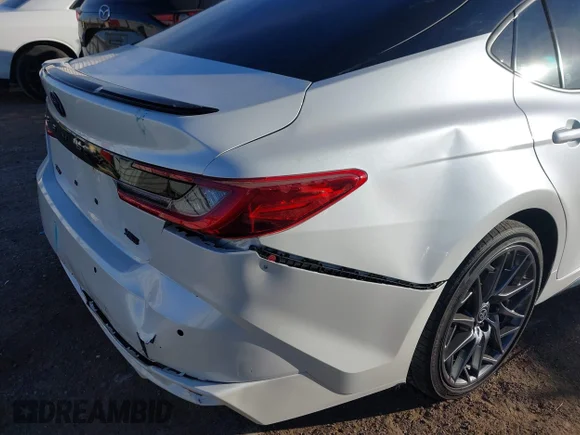✅ 2025 Toyota Camry LE • VIN: 4T1DAACK4SU086793 • Lot: 43818417. Wystawiony na IAAI z przebiegiem 15 990 mil. Bezpłatny archiwum sprzedaży aukcyjnych z USA i szczegółowy raport historii pojazdu na DreamBid. Zdjęcie 6.