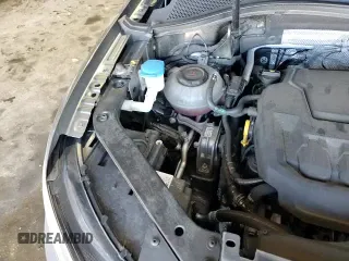 ✅ 2022 Volkswagen Tiguan SE • VIN: 3VV2B7AX4NM110594 • Lot: 82363525. Wystawiony na Copart z przebiegiem 46 230 mil. Bezpłatny archiwum sprzedaży aukcyjnych z USA i szczegółowy raport historii pojazdu na DreamBid. Zdjęcie 15.