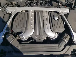 ✅ 2023 Bentley Flying Spur W12 • VIN: SCBBB6ZG8PC010034 • Lot: 46667145. Wystawiony na Copart z przebiegiem 21 437 mil. Bezpłatny archiwum sprzedaży aukcyjnych z USA i szczegółowy raport historii pojazdu na DreamBid. Zdjęcie 13.