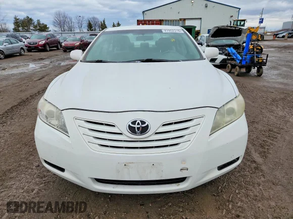 ✅ 2009 Toyota Camry LE • VIN: 4T1BE46K19U862297 • Lot: 41952316. Wystawiony na Copart z przebiegiem 217 776 mil. Bezpłatny archiwum sprzedaży aukcyjnych z USA i szczegółowy raport historii pojazdu na DreamBid. Zdjęcie 5.