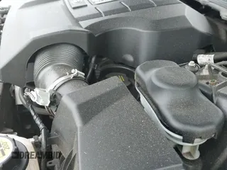 ✅ 2019 Land Rover Range Rover • VIN: SALGS2RE6KA562378 • Lot: 43338761. Listed on IAAI with 40,815 mi. Free auction sales archive from the USA and detailed vehicle history report at DreamBid. Image 19.