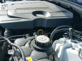 ✅ 2023 Land Rover Range Rover Velar R-Dynamic S • VIN: SALYT2EX9PA350400 • Lot: 41892819. Wystawiony na IAAI z przebiegiem 28 690 mil. Bezpłatny archiwum sprzedaży aukcyjnych z USA i szczegółowy raport historii pojazdu na DreamBid. Zdjęcie 20.