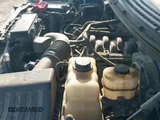 ✅ 2013 Ford F-150 XL • VIN: 1FTFX1EF2DFA97858 • Lot: 42802598. Wystawiony na IAAI z przebiegiem 150 632 mil. Bezpłatny archiwum sprzedaży aukcyjnych z USA i szczegółowy raport historii pojazdu na DreamBid. Zdjęcie 20.