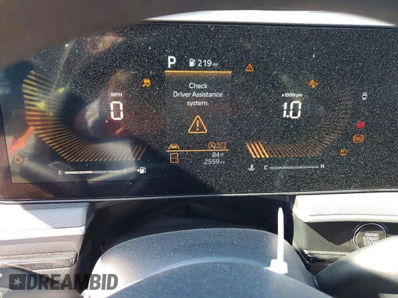 ✅ 2026 Kia K5 LXS • VIN: KNAG24J71T5484132 • Lot: 54053826. Listed on Copart with 2,559 mi. Free auction sales archive from the USA and detailed vehicle history report at DreamBid. Image 9.