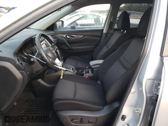 ✅ 2020 Nissan Rogue SV • VIN: JN8AT2MV6LW121294 • Lot: 72949172. Wystawiony na Copart z przebiegiem 33 649 mil. Bezpłatny archiwum sprzedaży aukcyjnych z USA i szczegółowy raport historii pojazdu na DreamBid. Zdjęcie 7.