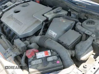 ✅ 2011 Lincoln MKZ Hybrid • VIN: 3LNDL2L30BR763564 • Lot: 42569559. Listed on IAAI with 205,850 mi. Free auction sales archive from the USA and detailed vehicle history report at DreamBid. Image 19.