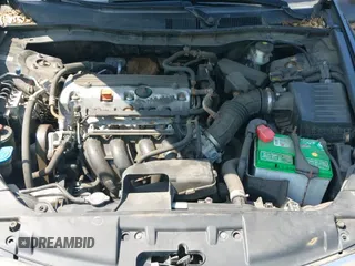 ✅ 2010 Honda Accord LX • VIN: 1HGCP2F3XAA143850 • Lot: 42563676. Listed on IAAI with 122,655 mi. Free auction sales archive from the USA and detailed vehicle history report at DreamBid. Image 12.