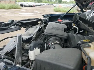 ✅ 2022 Chevrolet Silverado 1500 LT • VIN: 3GCUYDEDXNG124759 • Lot: 42539929. Listed on IAAI with 162,675 mi. Free auction sales archive from the USA and detailed vehicle history report at DreamBid. Image 19.