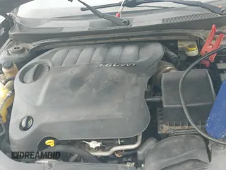 ✅ 2011 Chrysler 200 Limited • VIN: 1C3BC2FG1BN516443 • Лот: 43429218. Опубликован ранее на IAAI с пробегом 198 128 миль. Бесплатный доступ к архиву аукционных продаж из США и подробный отчёт об истории автомобиля на DreamBid. Изображение 12.