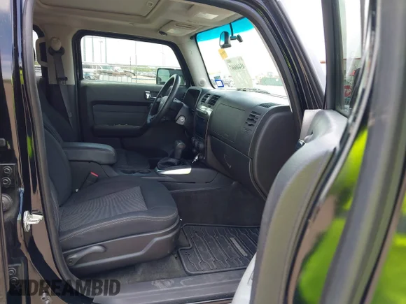 ✅ 2006 Hummer H3 • VIN: 5GTDN136468321146 • Lot: 45446667. Wystawiony na IAAI z przebiegiem 55 632 mil. Bezpłatny archiwum sprzedaży aukcyjnych z USA i szczegółowy raport historii pojazdu na DreamBid. Zdjęcie 5.