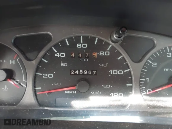 ✅ 2003 Mercury Sable LS Premium • VIN: 1MEFM55SX3A620891 • Лот: 43961179. Опубліковано раніше на IAAI з пробігом 245 967 миль. Безкоштовний доступ до архіву аукціонних продажів зі США та докладний звіт про історію автомобіля на DreamBid. Зображення 7.
