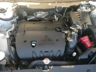 ✅ 2021 Mitsubishi Outlander ES • VIN: JA4ARUAU0MU003007 • Lot: 87418815. Wystawiony na Copart z przebiegiem 38 453 mil. Bezpłatny archiwum sprzedaży aukcyjnych z USA i szczegółowy raport historii pojazdu na DreamBid. Zdjęcie 17.