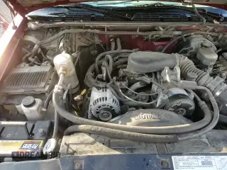 2000 Chevrolet Blazer LT z VIN 1GNCS13W0Y2279860, wystawiony jako Copart lot #85297234 z przebiegiem 192 927 mil mil oraz Szkoda całkowita • Salvage title. Historia ofert i sprzedaży dostępna na DreamBid. Obrazek 14.