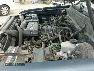 ✅ 2005 Toyota Sequoia SR5 • VIN: 5TDBT44A55S244421 • Lot: 43538575. Wystawiony na IAAI z przebiegiem 234 702 mil. Bezpłatny archiwum sprzedaży aukcyjnych z USA i szczegółowy raport historii pojazdu na DreamBid. Zdjęcie 15.