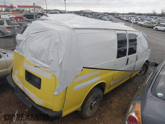 ✅ 2019 GMC Savana Cargo • VIN: 1GTW7AFG3K1290845 • Лот: 41761301. Опубліковано раніше на IAAI з пробігом 175 969 миль. Безкоштовний доступ до архіву аукціонних продажів зі США та докладний звіт про історію автомобіля на DreamBid. Зображення 5.