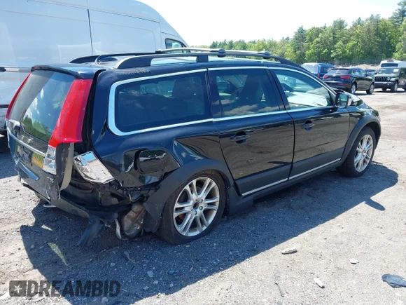 ✅ 2016 Volvo XC70 T5 Drive-E Premier • VIN: YV440MBK4G1255775 • Lot: 45092252. Wystawiony na IAAI z przebiegiem 69 939 mil. Bezpłatny archiwum sprzedaży aukcyjnych z USA i szczegółowy raport historii pojazdu na DreamBid. Zdjęcie 4.