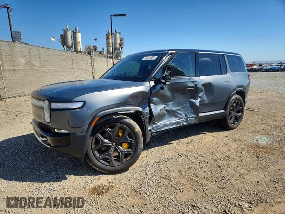 ✅ 2024 Rivian R1S Adventure • VIN: 7PDSGABA4RN030708 • Lot: 57002356. Wystawiony na Copart z przebiegiem Nie podano. Bezpłatny archiwum sprzedaży aukcyjnych z USA i szczegółowy raport historii pojazdu na DreamBid. Zdjęcie 1.