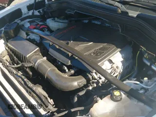 ✅ 2019 Alfa Romeo Stelvio • VIN: ZASPAJAN6K7C68905 • Lot: 43604242. Wystawiony na IAAI z przebiegiem 97 362 mil. Bezpłatny archiwum sprzedaży aukcyjnych z USA i szczegółowy raport historii pojazdu na DreamBid. Zdjęcie 20.