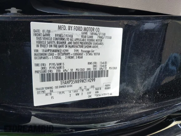 ✅ 2009 Ford Focus SE • VIN: 1FAHP35N89W214299 • Lot: 45428129. Wystawiony na IAAI z przebiegiem 60 536 mil. Bezpłatny archiwum sprzedaży aukcyjnych z USA i szczegółowy raport historii pojazdu na DreamBid. Zdjęcie 9.