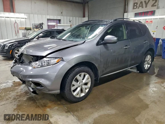 ✅ 2013 Nissan Murano S • VIN: JN8AZ1MU8DW202864 • Лот: 96084565. Опубликован ранее на Copart с пробегом 120 134 миль. Бесплатный доступ к архиву аукционных продаж из США и подробный отчёт об истории автомобиля на DreamBid. Изображение 1.
