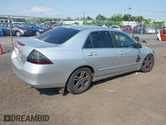 ✅ 2006 Honda Accord LX SE • VIN: 1HGCM56316A103884 • Lot: 45509565. Listed on IAAI with 209,084 mi. Free auction sales archive from the USA and detailed vehicle history report at DreamBid. Image 4.