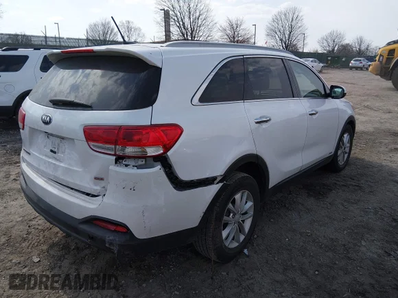 ✅ 2017 Kia Sorento LX • VIN: 5XYPGDA33HG258514 • Lot: 44716050. Wystawiony na IAAI z przebiegiem 104 286 mil. Bezpłatny archiwum sprzedaży aukcyjnych z USA i szczegółowy raport historii pojazdu na DreamBid. Zdjęcie 4.