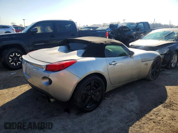✅ 2007 Pontiac Solstice • VIN: 1G2MB35B37Y120933 • Лот: 77332315. Опубликован ранее на Copart с пробегом 60 574 миль. Бесплатный доступ к архиву аукционных продаж из США и подробный отчёт об истории автомобиля на DreamBid. Изображение 3.