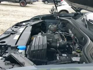 ✅ 2021 Volkswagen Atlas SE • VIN: 1V2PE2CAXMC231037 • Lot: 41380581. Wystawiony na IAAI z przebiegiem 40 889 mil. Bezpłatny archiwum sprzedaży aukcyjnych z USA i szczegółowy raport historii pojazdu na DreamBid. Zdjęcie 19.