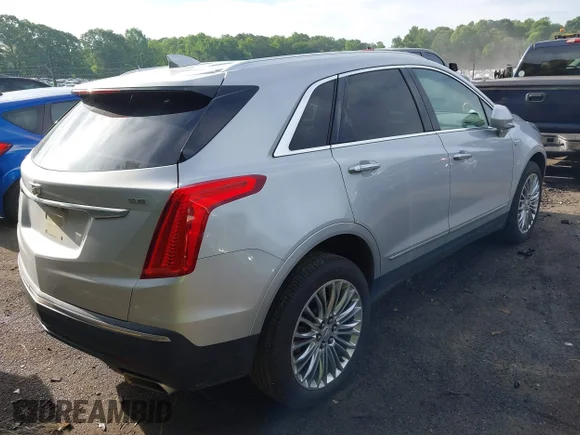 ✅ 2017 Cadillac XT5 Luxury FWD • VIN: 1GYKNBRS8HZ265955 • Лот: 42198769. Опубліковано раніше на IAAI з пробігом 125 086 миль. Безкоштовний доступ до архіву аукціонних продажів зі США та докладний звіт про історію автомобіля на DreamBid. Зображення 4.