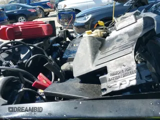 ✅ 2011 Jeep Patriot Latitude X • VIN: 1J4NF4GB0BD179911 • Lot: 41976096. Wystawiony na IAAI z przebiegiem 286 692 mil. Bezpłatny archiwum sprzedaży aukcyjnych z USA i szczegółowy raport historii pojazdu na DreamBid. Zdjęcie 13.