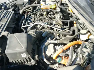 ✅ 2022 Ford Escape SE Hybrid • VIN: 1FMCU0BZ0NUB46942 • Lot: 43425423. Wystawiony na IAAI z przebiegiem 82 152 mil. Bezpłatny archiwum sprzedaży aukcyjnych z USA i szczegółowy raport historii pojazdu na DreamBid. Zdjęcie 19.