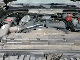 2020 Chevrolet Silverado 2500HD High Country z VIN 1GC4YREY2LF107730, wystawiony jako Copart lot #58566115 z przebiegiem 75 973 mil mil oraz Szkoda całkowita • Salvage title. Historia ofert i sprzedaży dostępna na DreamBid. Obrazek 13.