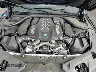 ✅ 2024 BMW 8 Series M850i xDrive • VIN: WBAFY4C07RCR46823 • Lot: 71539505. Listed on Copart with 6,094 mi. Free auction sales archive from the USA and detailed vehicle history report at DreamBid. Image 14.