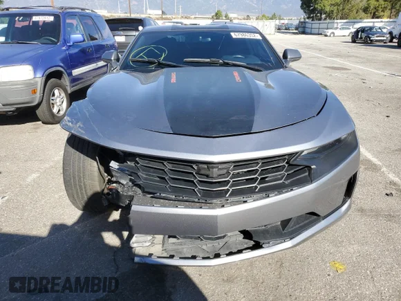 ✅ 2019 Chevrolet Camaro 1LS • VIN: 1G1FB1RX3K0134054 • Lot: 67986352. Wystawiony na Copart z przebiegiem 54 307 mil. Bezpłatny archiwum sprzedaży aukcyjnych z USA i szczegółowy raport historii pojazdu na DreamBid. Zdjęcie 5.