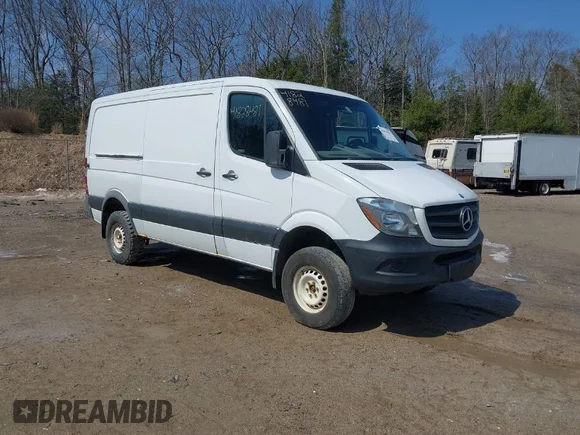 ✅ 2015 Mercedes-Benz Sprinter • VIN: WD3FE7CC1FP171828 • Лот: 41828481. Опубликован ранее на IAAI с пробегом 520 350 миль. Бесплатный доступ к архиву аукционных продаж из США и подробный отчёт об истории автомобиля на DreamBid. Изображение 1.