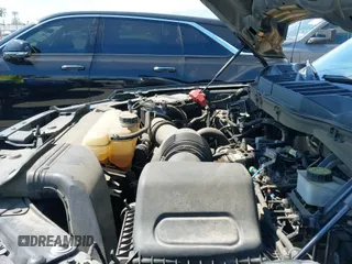 ✅ 2021 Ford F-150 XL • VIN: 1FTEW1EP4MKD17371 • Lot: 43253359. Wystawiony na IAAI z przebiegiem 79 693 mil. Bezpłatny archiwum sprzedaży aukcyjnych z USA i szczegółowy raport historii pojazdu na DreamBid. Zdjęcie 19.