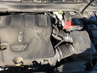 ✅ 2017 Lincoln MKZ Reserve • VIN: 3LN6L5FC6HR611173 • Lot: 71629495. Wystawiony na Copart z przebiegiem 132 956 mil. Bezpłatny archiwum sprzedaży aukcyjnych z USA i szczegółowy raport historii pojazdu na DreamBid. Zdjęcie 13.