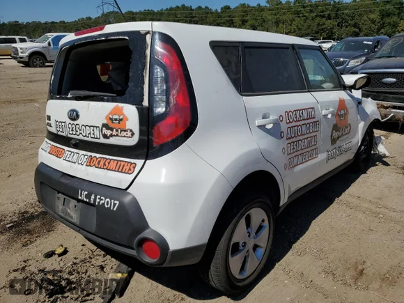 ✅ 2016 Kia Soul • VIN: KNDJN2A20G7277167 • Lot: 45458416. Listed on Copart with Not provided. Free auction sales archive from the USA and detailed vehicle history report at DreamBid. Image 4.