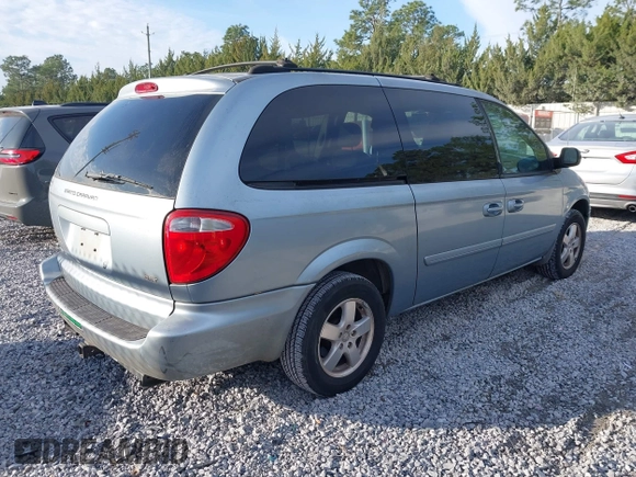 ✅ 2006 Dodge Grand Caravan SXT • VIN: 2D4GP44L86R617735 • Lot: 44196899. Wystawiony na IAAI z przebiegiem 112 218 mil. Bezpłatny archiwum sprzedaży aukcyjnych z USA i szczegółowy raport historii pojazdu na DreamBid. Zdjęcie 4.