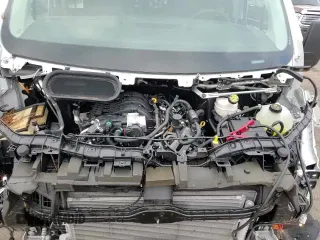 ✅ 2025 Ford Transit Cargo • VIN: 1FTBR1Y8XSKA36736 • Lot: 94935655. Listed on Copart with 3,126 mi. Free auction sales archive from the USA and detailed vehicle history report at DreamBid. Image 14.