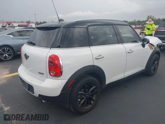 ✅ 2012 MINI Countryman • VIN: WMWZB3C56CWM04087 • Lot: 42180040. Wystawiony na IAAI z przebiegiem 37 789 mil. Bezpłatny archiwum sprzedaży aukcyjnych z USA i szczegółowy raport historii pojazdu na DreamBid. Zdjęcie 4.