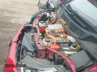 ✅ 2017 Chevrolet Bolt EV LT • VIN: 1G1FW6S0XH4190525 • Lot: 41548490. Wystawiony na IAAI z przebiegiem 54 183 mil. Bezpłatny archiwum sprzedaży aukcyjnych z USA i szczegółowy raport historii pojazdu na DreamBid. Zdjęcie 19.