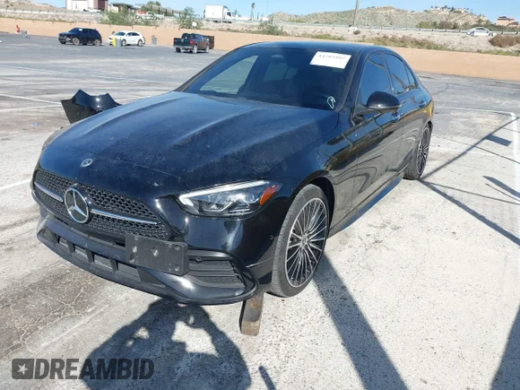 ✅ 2024 Mercedes-Benz C 300 • VIN: W1KAF4GB8RR215030 • Lot: 44283997. Wystawiony na IAAI z przebiegiem 7 938 mil. Bezpłatny archiwum sprzedaży aukcyjnych z USA i szczegółowy raport historii pojazdu na DreamBid. Zdjęcie 2.
