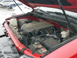 ✅ 2021 Toyota Tundra SR • VIN: 5TFRY5F19MX278647 • Lot: 41182736. Wystawiony na IAAI z przebiegiem 43 250 mil. Bezpłatny archiwum sprzedaży aukcyjnych z USA i szczegółowy raport historii pojazdu na DreamBid. Zdjęcie 19.