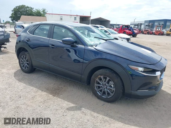 ✅ 2024 Mazda CX-30 S • VIN: 3MVDMBAM2RM718080 • Lot: 42638962. Wystawiony na IAAI z przebiegiem 10 472 mil. Bezpłatny archiwum sprzedaży aukcyjnych z USA i szczegółowy raport historii pojazdu na DreamBid. Zdjęcie 1.
