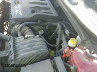 ✅ 2013 Chrysler 200 Touring • VIN: 1C3BCBEB6DN623478 • Lot: 42492959. Wystawiony na IAAI z przebiegiem 108 721 mil. Bezpłatny archiwum sprzedaży aukcyjnych z USA i szczegółowy raport historii pojazdu na DreamBid. Zdjęcie 13.