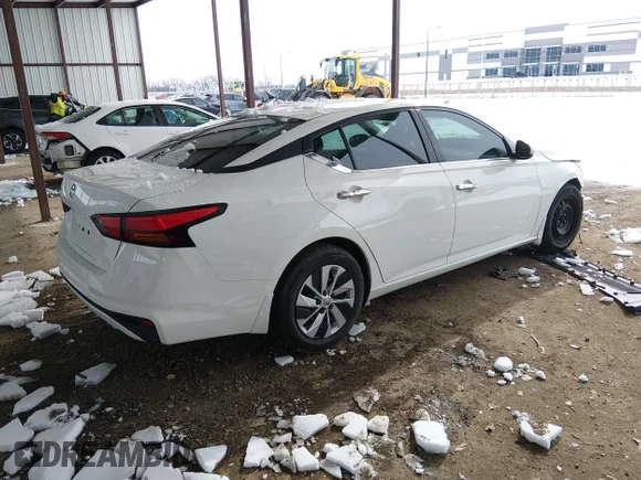 ✅ 2020 Nissan Altima S • VIN: 1N4BL4BV6LC259262 • Lot: 44237228. Wystawiony na IAAI z przebiegiem 121 342 mil. Bezpłatny archiwum sprzedaży aukcyjnych z USA i szczegółowy raport historii pojazdu na DreamBid. Zdjęcie 4.