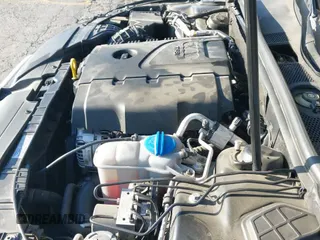 ✅ 2009 Audi A4 Premium • VIN: WAULF78K59N010174 • Lot: 43226293. Wystawiony na IAAI z przebiegiem 154 495 mil. Bezpłatny archiwum sprzedaży aukcyjnych z USA i szczegółowy raport historii pojazdu na DreamBid. Zdjęcie 17.