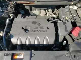 ✅ 2019 Mitsubishi Outlander SE • VIN: JA4AD3A35KZ006520 • Lot: 94486065. Wystawiony na Copart z przebiegiem 77 822 mil. Bezpłatny archiwum sprzedaży aukcyjnych z USA i szczegółowy raport historii pojazdu na DreamBid. Zdjęcie 14.